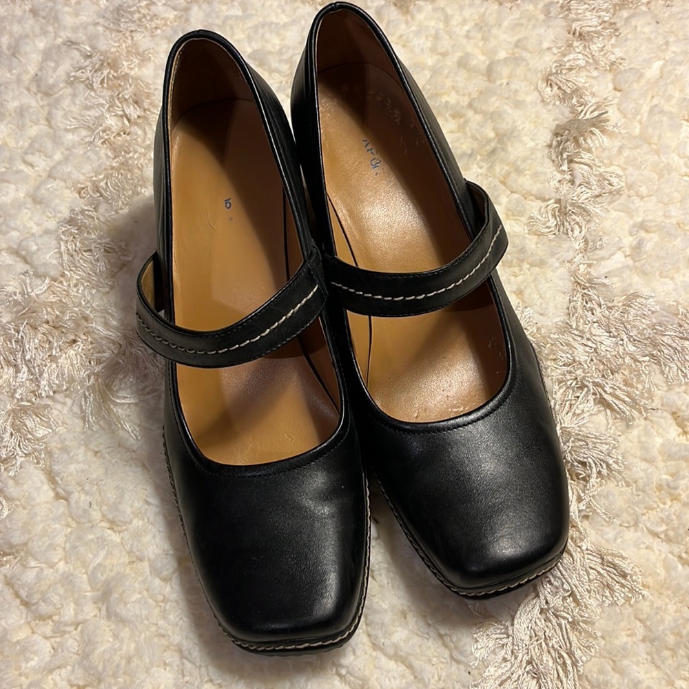 Rockport shoes